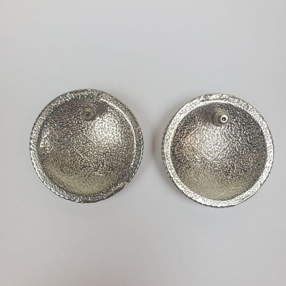 Vintage Faux Turquoise Silver Tone Round Concho Etched Pierced Post Earrings - Picture 5 of 7